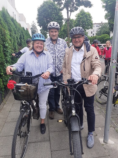 Mit Maria und OB Kufen auf dem Rad durch Essen